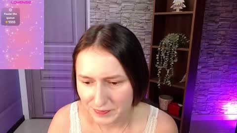 Snapshot of manue_bela chatting on 11, 3, 2025 Angela online show from 11, 3, 2025