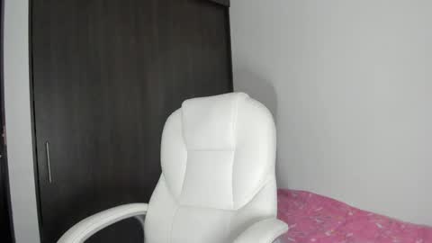 MANUELA online show from 25, 1, 2025