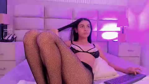 Snapshot of manuelaevans_ chatting on 9, 3, 2026 Manuela online show from 9, 3, 2026