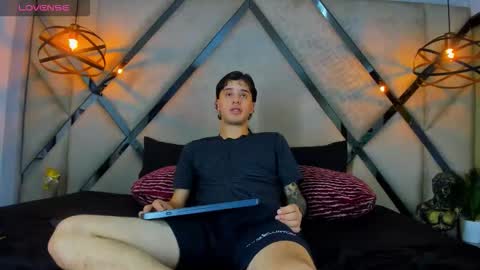 Snapshot of manuelr77 chatting on 13, 3, 2026 Manuel online show from 13, 3, 2026