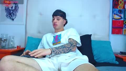 Snapshot of manuelr77 chatting on 18, 3, 2026 Manuel online show from 18, 3, 2026