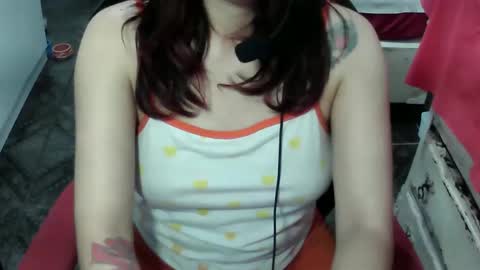 Manu Escarlate online show from 4, 5, 2026