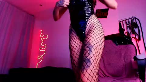 Snapshot of manuevans10 chatting on 23, 9, 2025 manuevans10 online show from 23, 9, 2025