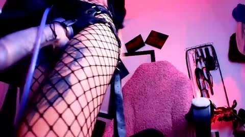 Snapshot of manuevans10 chatting on 20, 10, 2025 manuevans10 online show from 20, 10, 2025