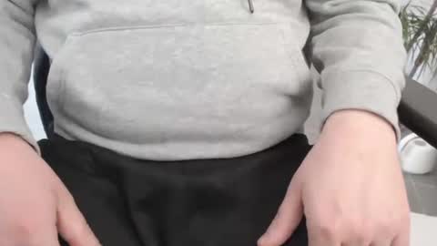 Snapshot of manuherb84 chatting on 9, 11, 2025 manuherb84 online show from 9, 11, 2025