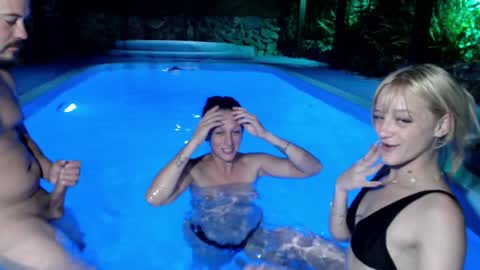 coshitaxxx online show from 18, 12, 2024