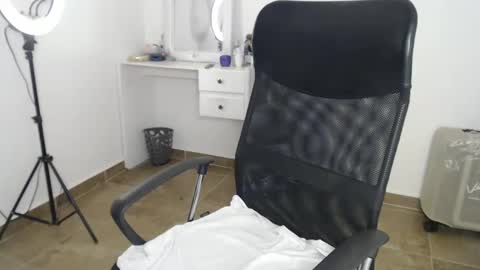 Snapshot of mara_sex chatting on 13, 12, 2024 pao online show from 13, 12, 2024