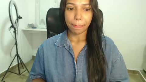 Snapshot of mara_sex chatting on 9, 1, 2025 pao online show from 9, 1, 2025