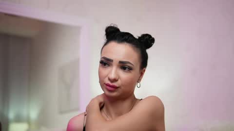  Mara  online show from 22, 2, 2025