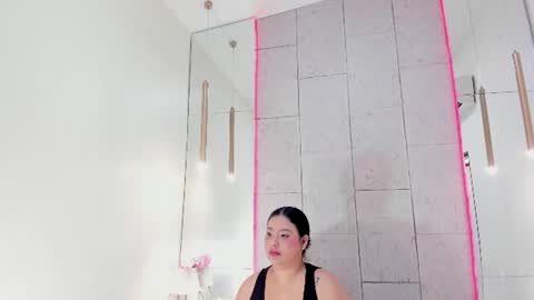 Snapshot of maralinette22 chatting on 16, 7, 2026 maralinette22 online show from 16, 7, 2026