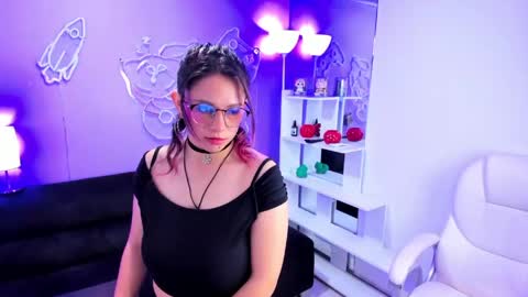 maramartinez_ online show from 1, 5, 2026