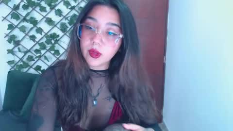Snapshot of marce_bunny chatting on 21, 10, 2025 Marcela  online show from 21, 10, 2025