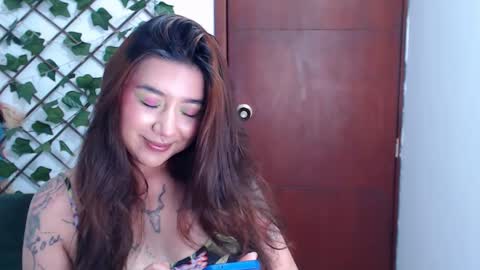 Snapshot of marce_bunny chatting on 4, 5, 2026 Marcela online show from 4, 5, 2026