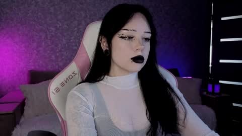 Snapshot of marceline_red chatting on 7, 5, 2026 Lady Marceline online show from 7, 5, 2026
