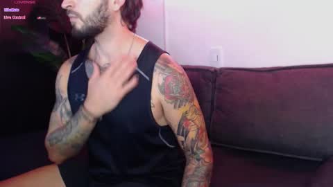 marco_allison43 online show from 28, 9, 2025