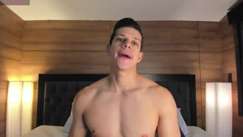 Marco Sullivan online show from 7, 10, 2025