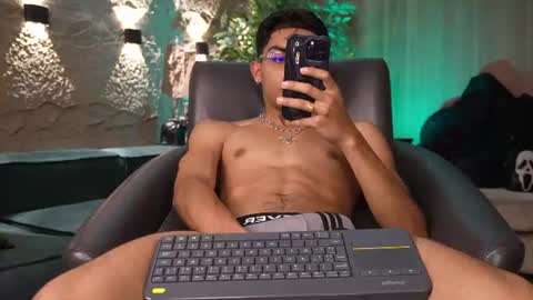 Marco and Ethan online show from 5, 7, 2026