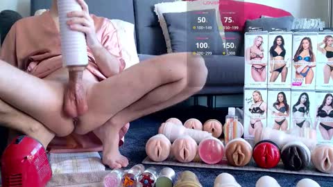 Snapshot of marcsx chatting on 29, 11, 2025 Marc online show from 29, 11, 2025