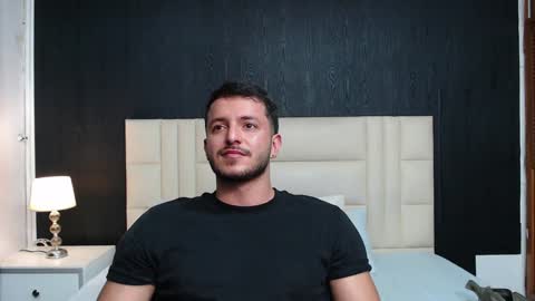 marcus_lafourt online show from 4, 2, 2025