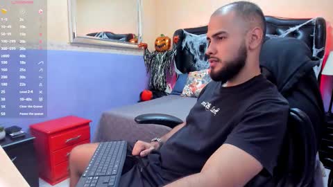 Snapshot of marcus_soler chatting on 24, 10, 2025 marcus_soler online show from 24, 10, 2025