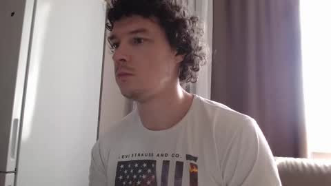 Dorian Salazar online show from 21, 4, 2026