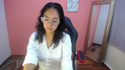 Snapshot of mardeluna01 chatting on 4, 6, 2026 Luna online show from 4, 6, 2026