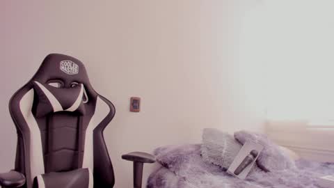 Maria online show from 6, 2, 2025