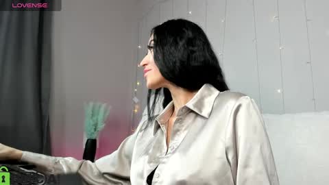 Snapshot of margaret_clark chatting on 3, 2, 2025 Margaret Clark online show from 3, 2, 2025