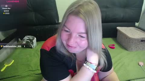 Snapshot of margaret_gem chatting on 7, 8, 2026 margaret gem online show from 7, 8, 2026