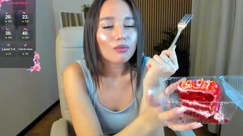 Snapshot of margeritirell chatting on 11, 9, 2025 Margo online show from 11, 9, 2025