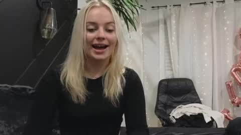 margot_robbie7 online show from 11, 2, 2025