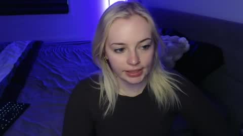 margot_robbie7 online show from 27, 4, 2026