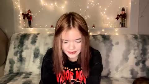 Snapshot of margueritecarrauza chatting on 2, 2, 2026 Lina online show from 2, 2, 2026