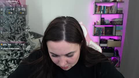 Snapshot of mari_moore7 chatting on 10, 12, 2024 mari moore online show from 10, 12, 2024