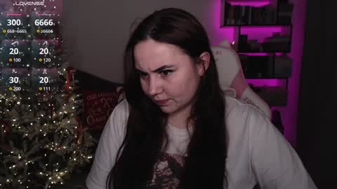 Snapshot of mari_moore7 chatting on 25, 12, 2024 mari moore online show from 25, 12, 2024