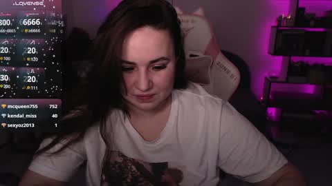 Snapshot of mari_moore7 chatting on 9, 1, 2025 mari moore online show from 9, 1, 2025