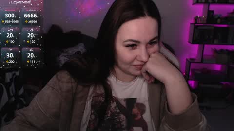 Snapshot of mari_moore7 chatting on 11, 1, 2025 mari moore online show from 11, 1, 2025