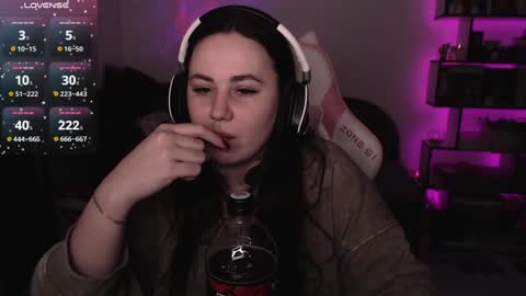 Snapshot of mari_moore7 chatting on 14, 1, 2025 mari moore online show from 14, 1, 2025