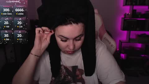 Snapshot of mari_moore7 chatting on 20, 1, 2025 mari moore online show from 20, 1, 2025