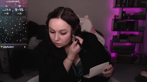 Snapshot of mari_moore7 chatting on 31, 1, 2025 mari moore online show from 31, 1, 2025