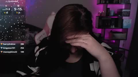 Snapshot of mari_moore7 chatting on 4, 3, 2025 mari moore online show from 4, 3, 2025