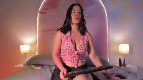 Maria  online show from 25, 7, 2026