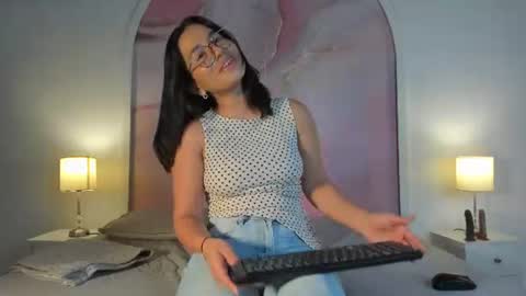 Maria  online show from 5, 8, 2026