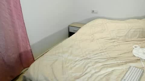 Itslablonde online show from 10, 10, 2025