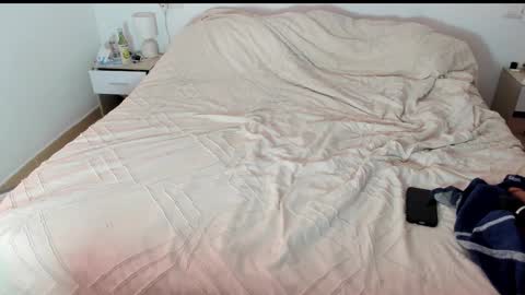 Itslablonde online show from 14, 2, 2026