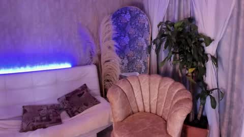 Snapshot of mariaa_9 chatting on 3, 11, 2025 MARIA online show from 3, 11, 2025