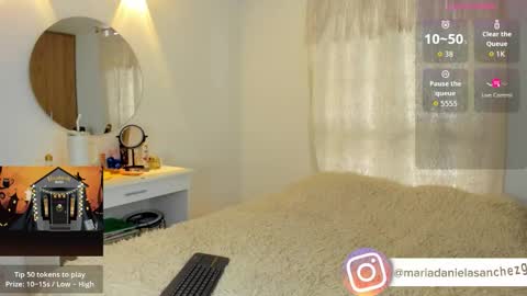 mariadanielasanchez online show from 3, 10, 2025