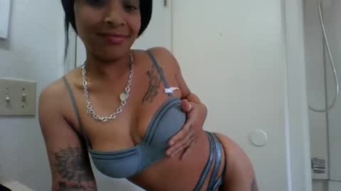 Snapshot of mariah255 chatting on 2, 3, 2026 Mariah online show from 2, 3, 2026