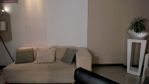 MARIA HERRERA  online show from 1, 5, 2026