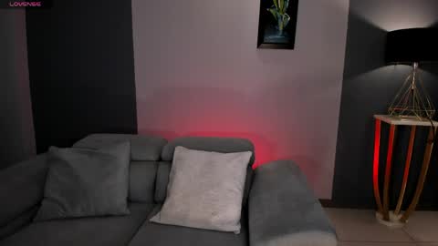 MARIA HERRERA  online show from 9, 5, 2026